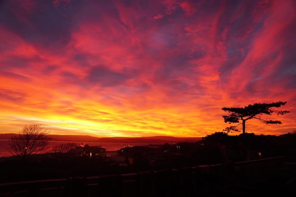 The Beach House-Devon- On The Beach- Sleeps 20 Villa Exmouth Exterior foto